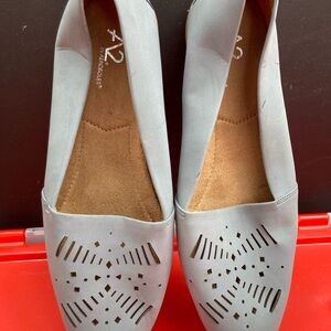 A2 by Aerosoles Women's Gray Flats